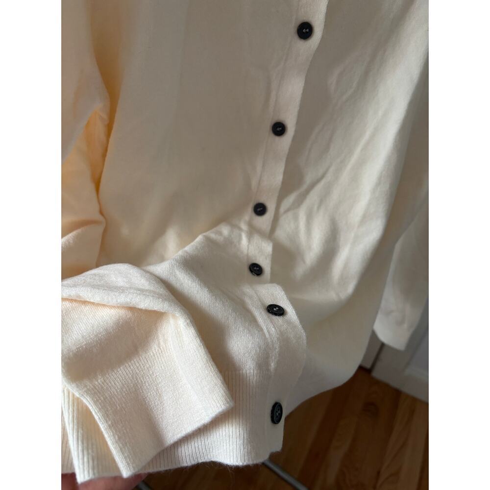 Women’s Ivory Button Front Cardigan Sweater Soft Knit Long Sleeve Classic M - Picture 8 of 9